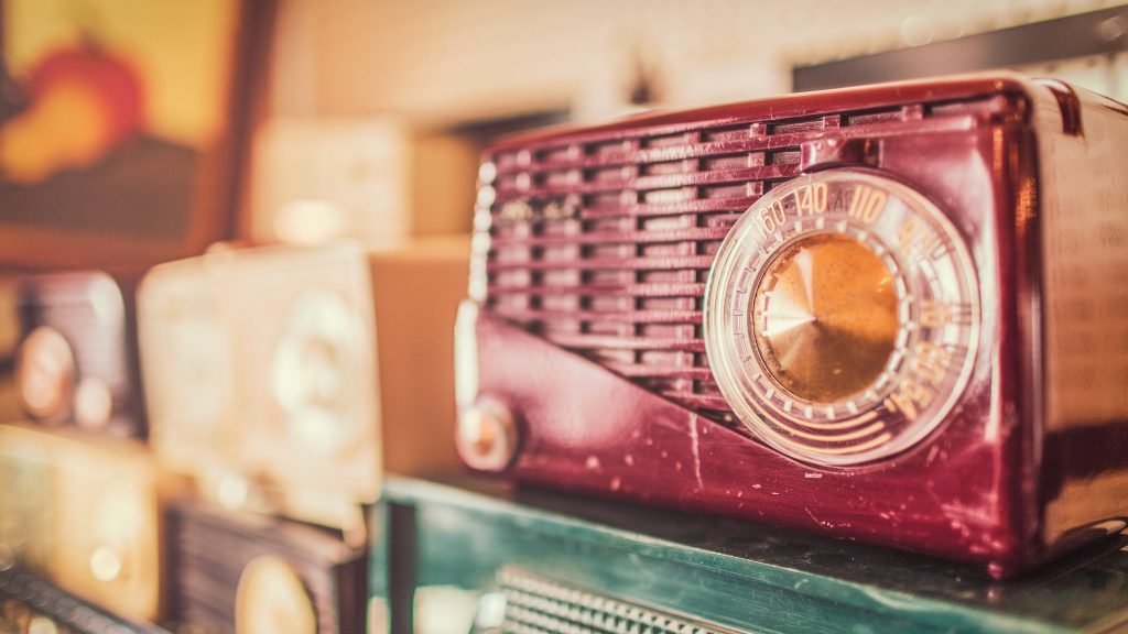 Vintage radio pips